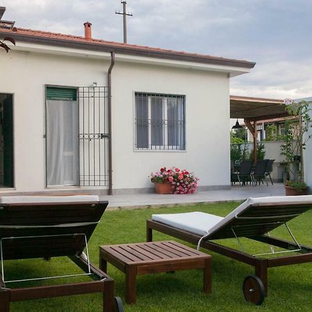 Macchia Home Marina Di Carrara Eksteriør billede