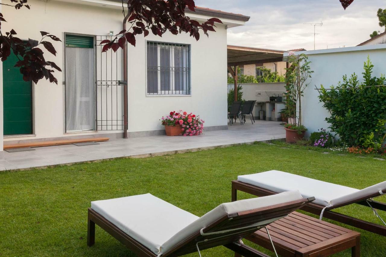 Macchia Home Marina Di Carrara Eksteriør billede